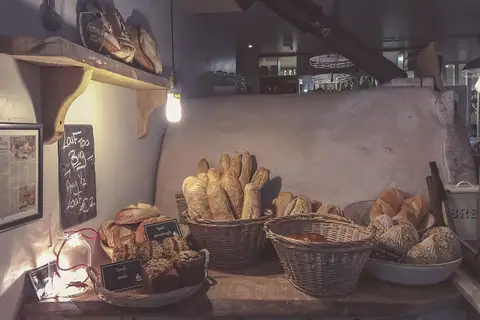 Patisserie Valerie Production photo 4